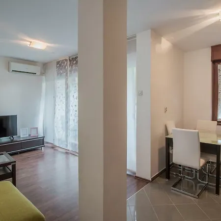 Apartman Apartman Nicky *